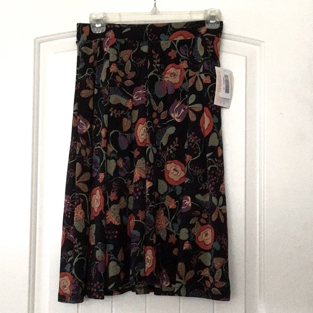 LuLaRoe Madison Skirt Black w/ Floral Print Hidden Side Pockets New Size XS NWT